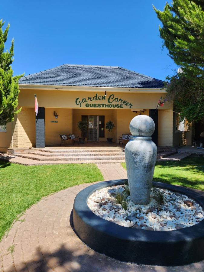 Garden Corner Guesthouse Beaufort West Eksteriør bilde